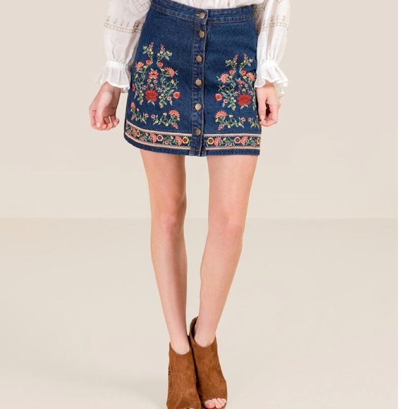 Miami floral embroidered button up boho skirt - Picture 10 of 10